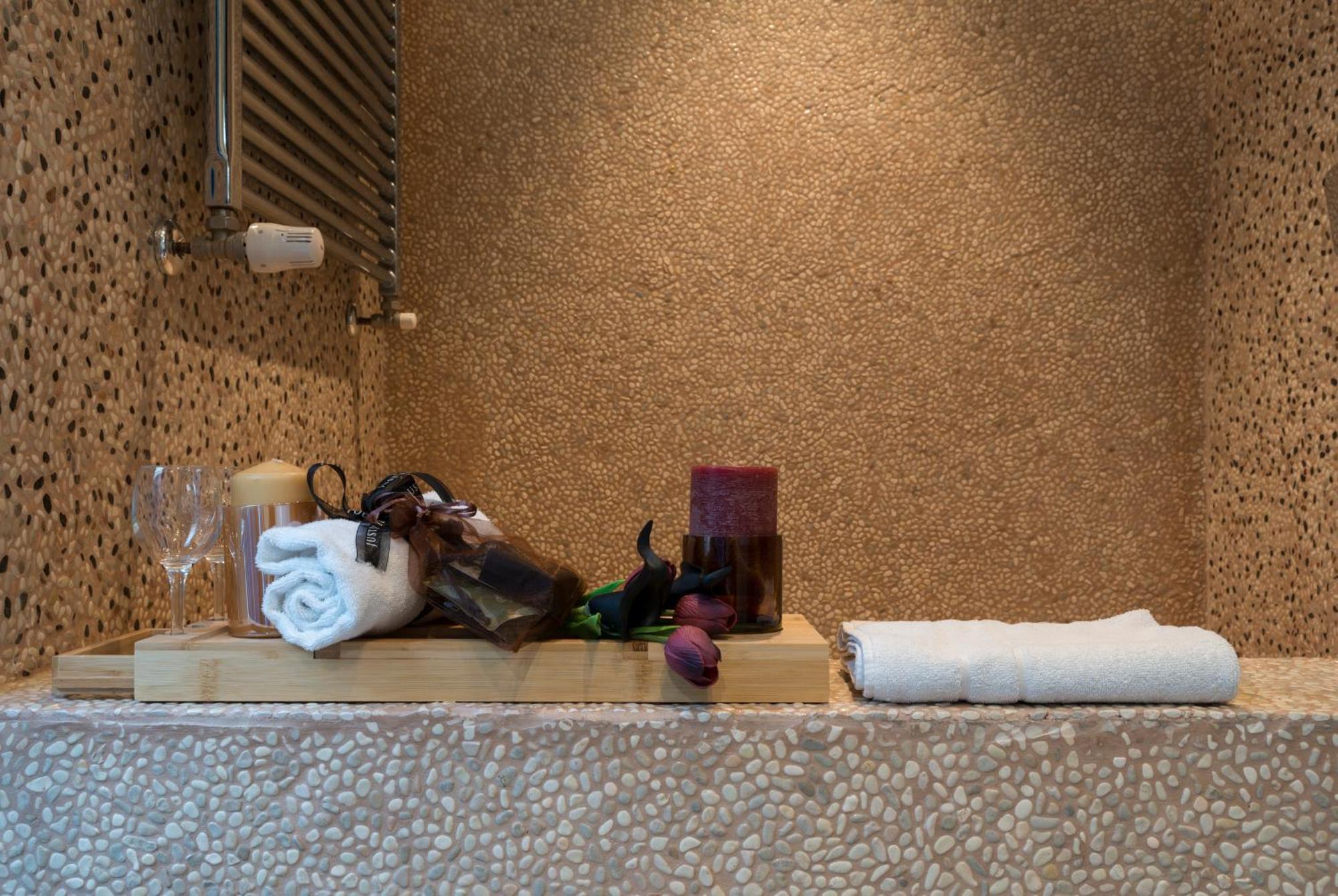 Luxury Piazza Di Spagna Escape With Terrace And Private Spa ローマ エクステリア 写真