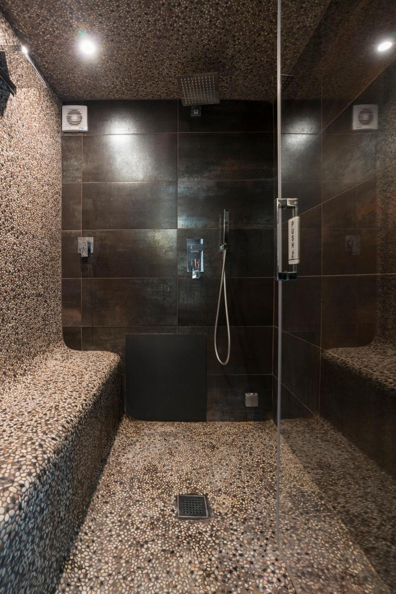Luxury Piazza Di Spagna Escape With Terrace And Private Spa ローマ エクステリア 写真